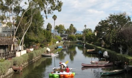 holiday float on Venice Canal
