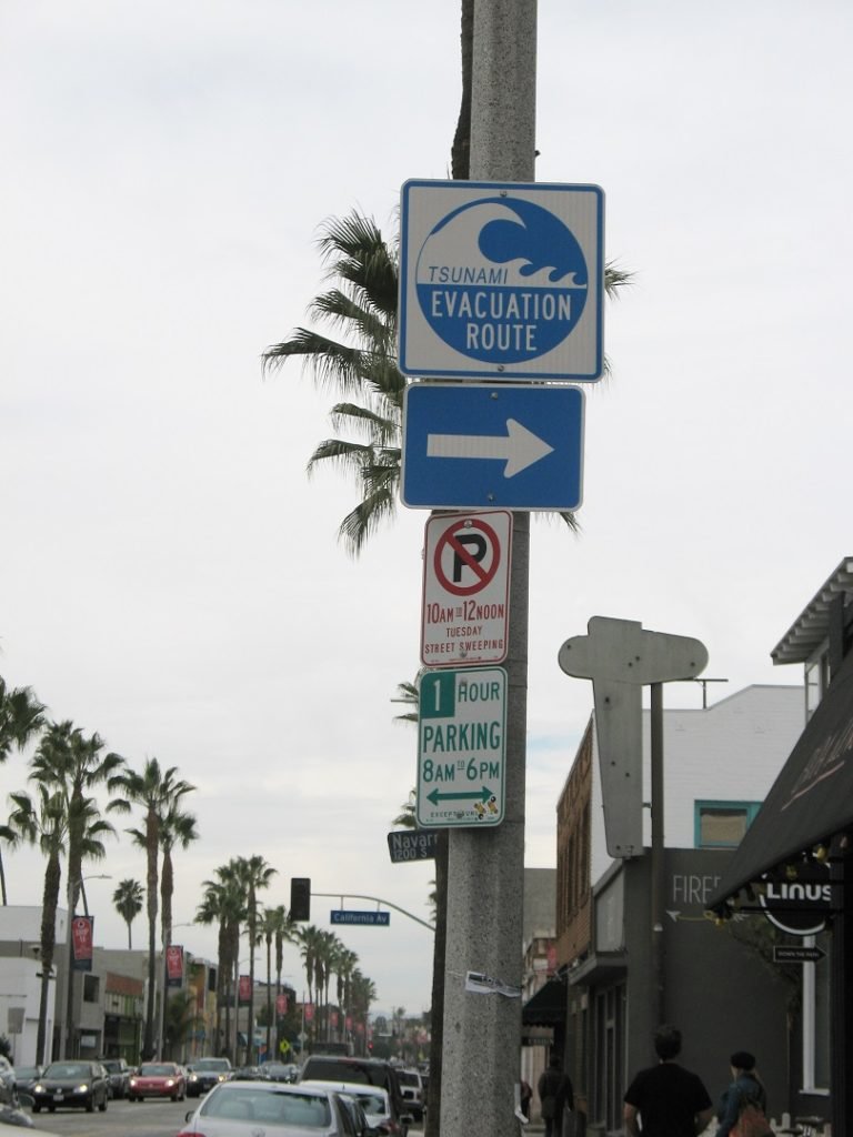 tsunami sign Venice California