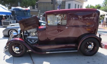 1928 Ford Sedan Customized