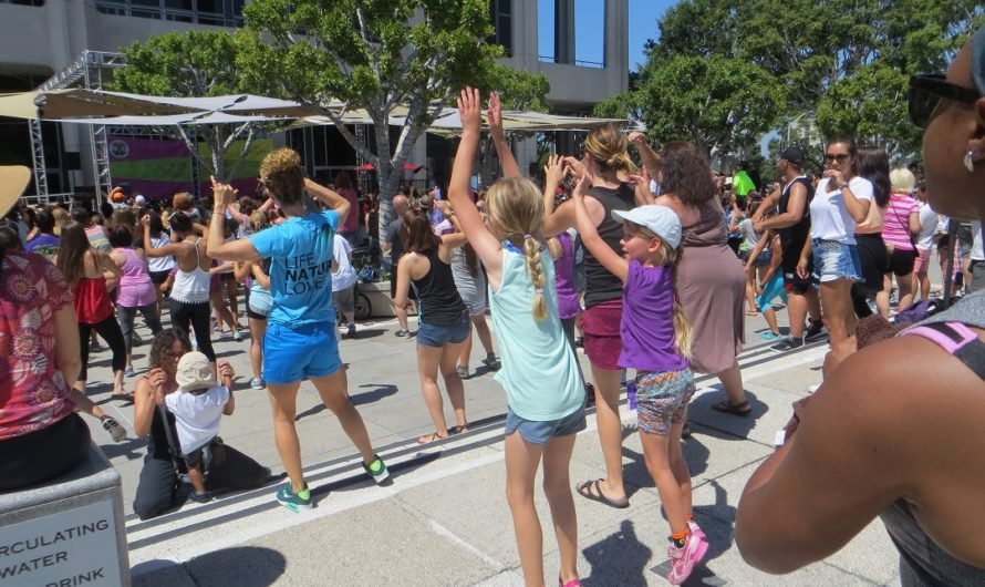 Dance dance dance (sweat!) at the National Dance Day in Los Angeles