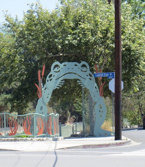 Frog Gate in River Walk STudio City