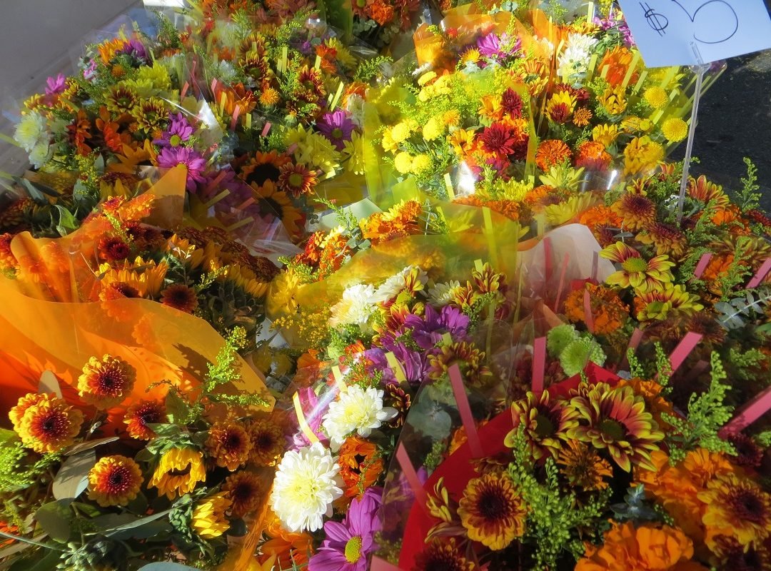 flowers for sale Pasadena Farmers Market
