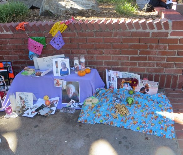 small altars day of the dead