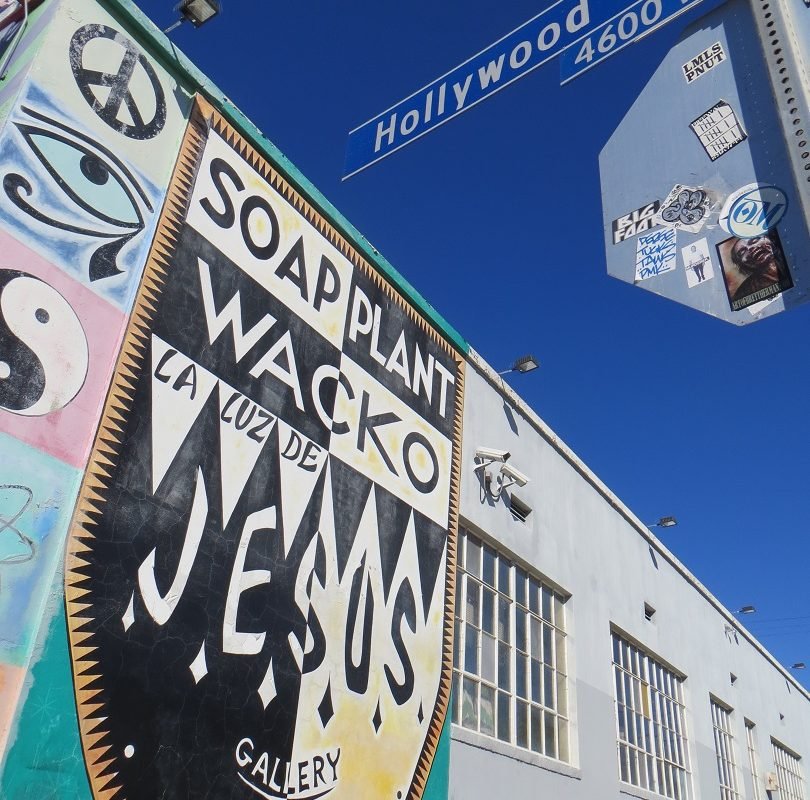 La Luz gallery and Wacko sign