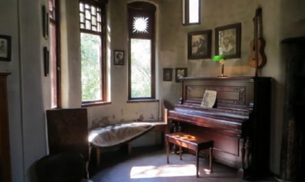Charles Lummis home interior Los Angeles