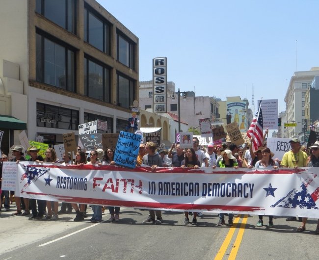Murals and Marches in downtown Los Angeles