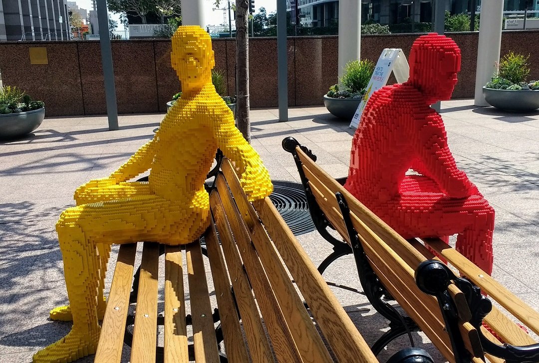 red yellow Lego men Los Angeles 2017