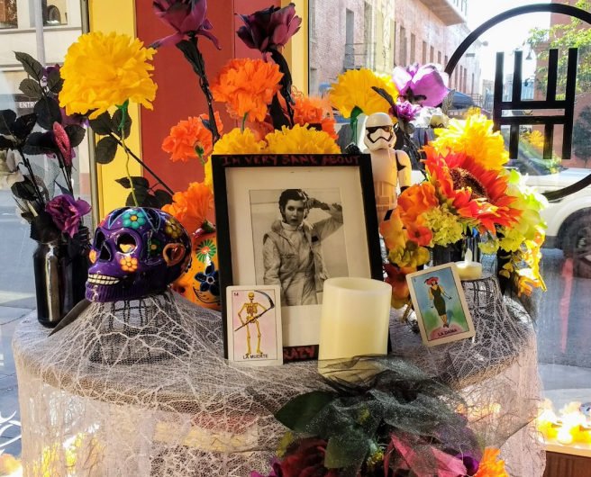 Carrie Fisher, Littlefinger, Frida Kahlo honored with Day of the Dead altars in Pasadena