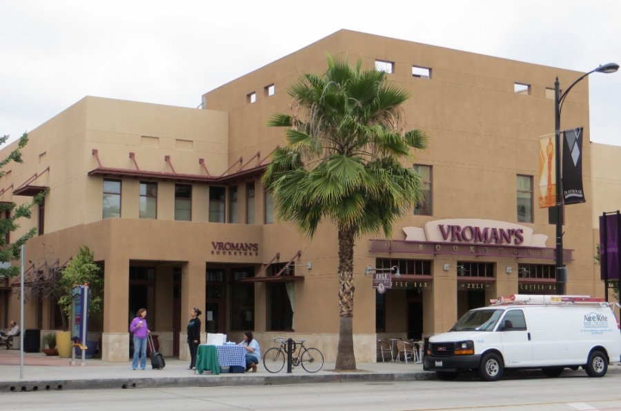 Vromans bookstore Pasadena California