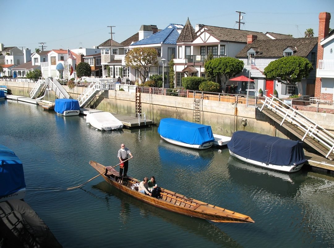 gondolier on Naples canal Long Beach California